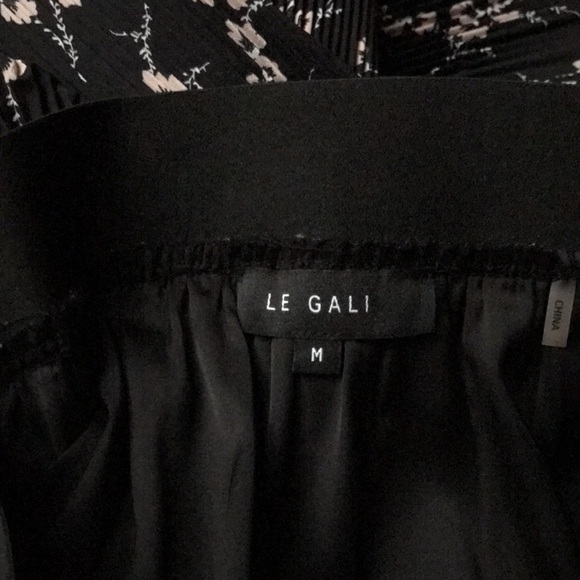 Le Gali Black Pink Floral Pleated Midi Skirt Lace Hem Pull-On Size M - Picture 12 of 16